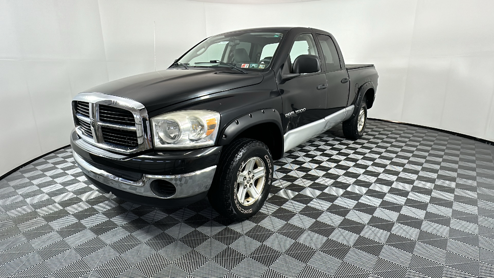 2007 Dodge Ram 1500 SLT 3