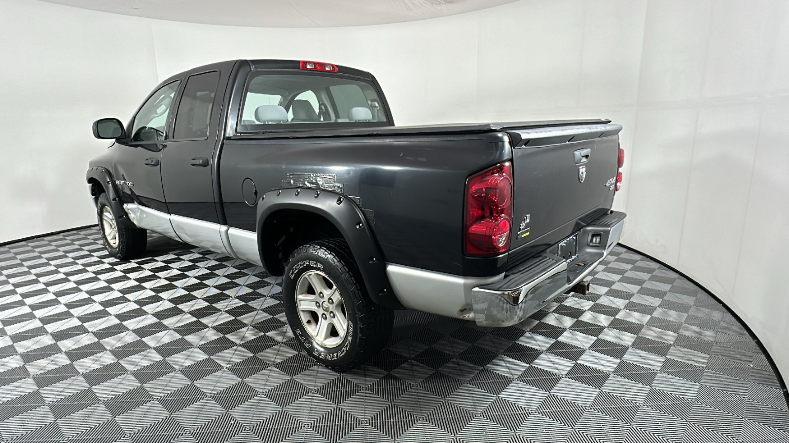 2007 Dodge Ram 1500 SLT 5