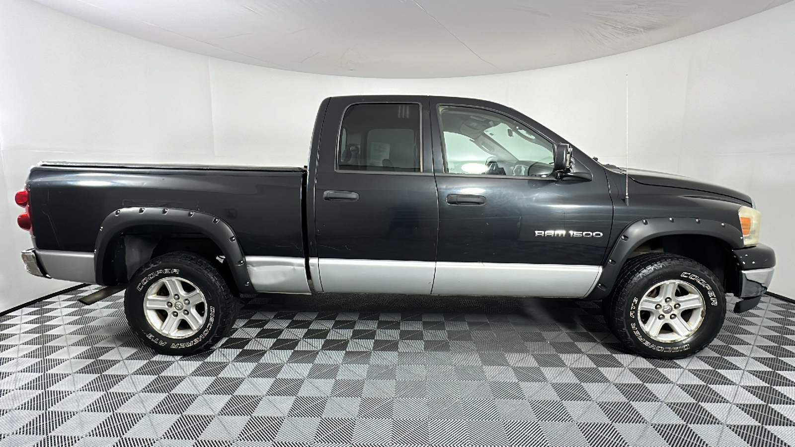 2007 Dodge Ram 1500 SLT 8