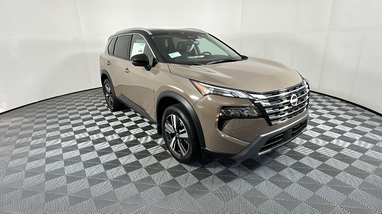 2024 Nissan Rogue SL 1