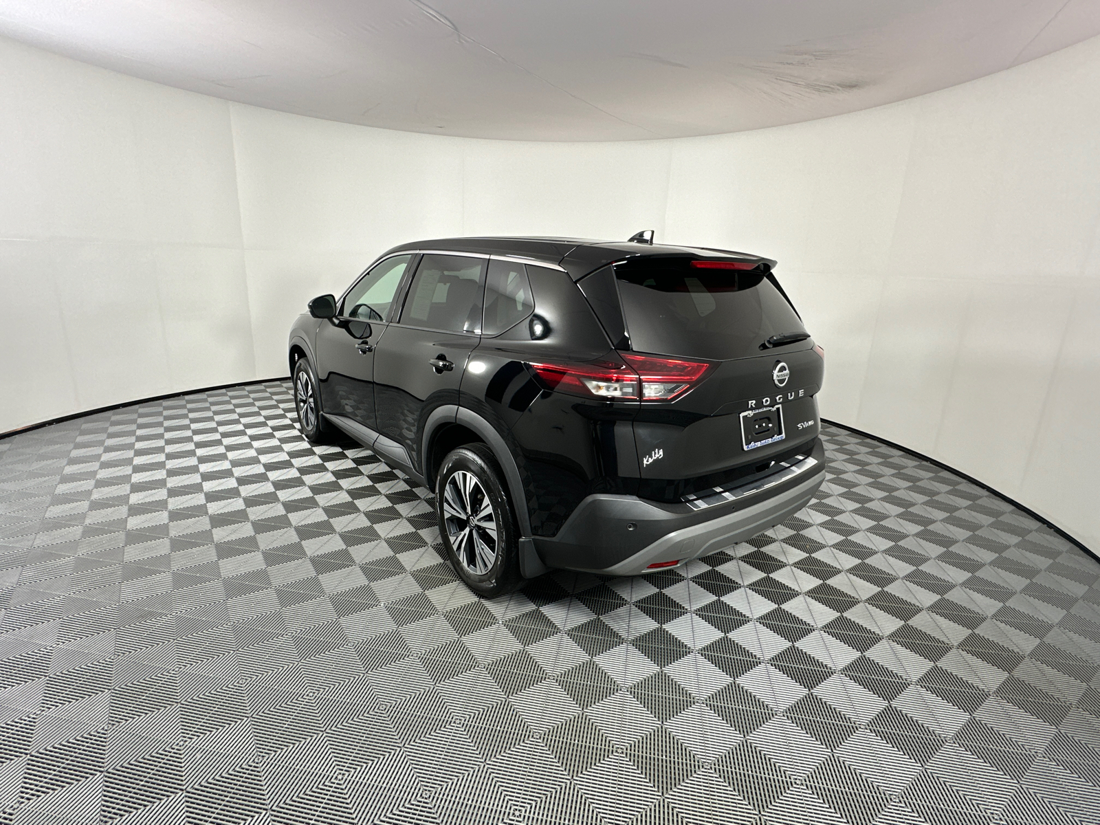 2021 Nissan Rogue  5