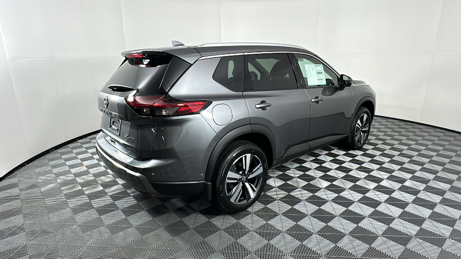 2024 Nissan Rogue SL 7