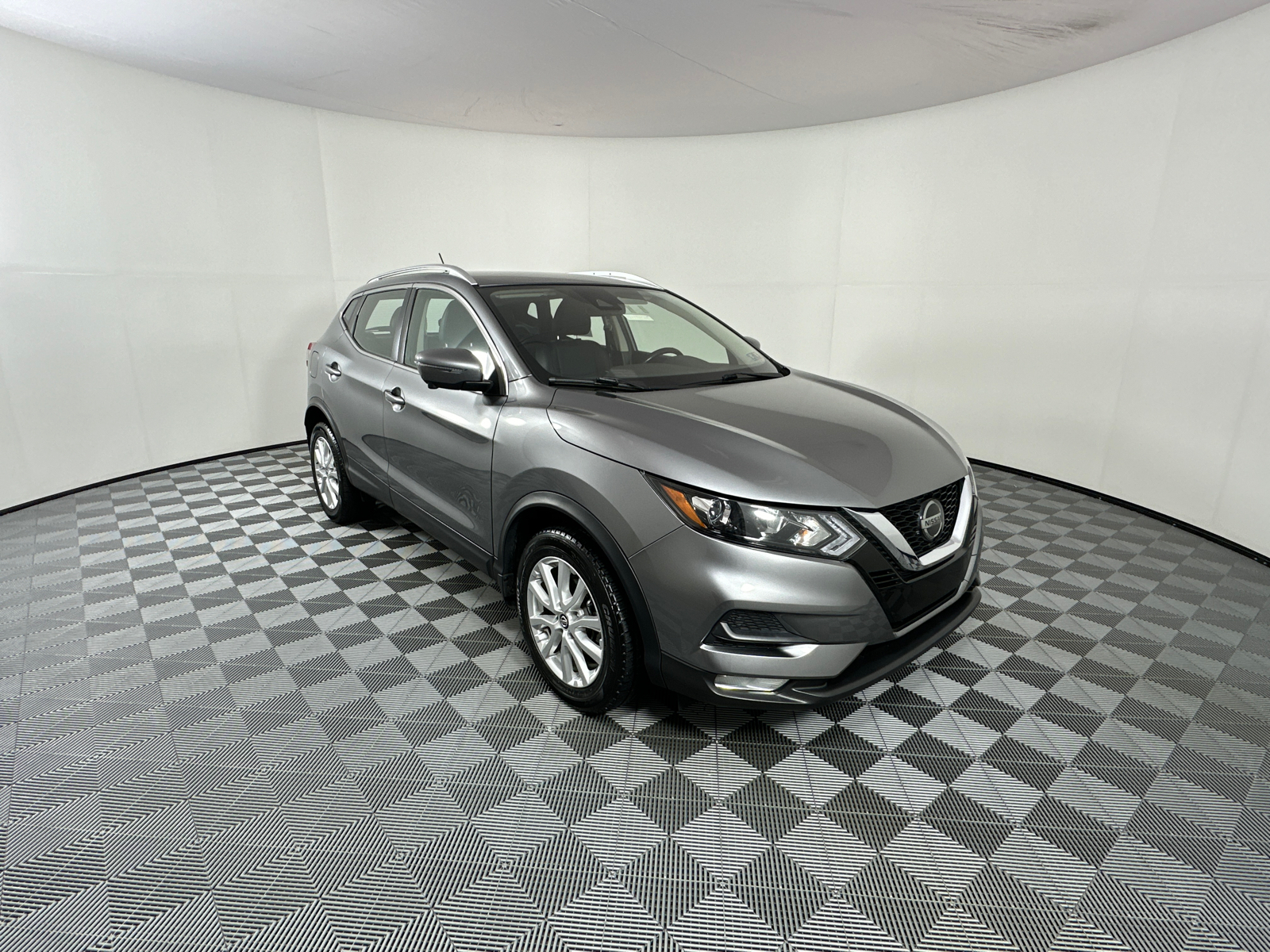 2021 Nissan Rogue Sport  1