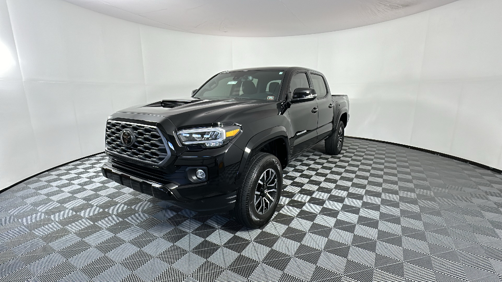 2022 Toyota Tacoma TRD Sport 3