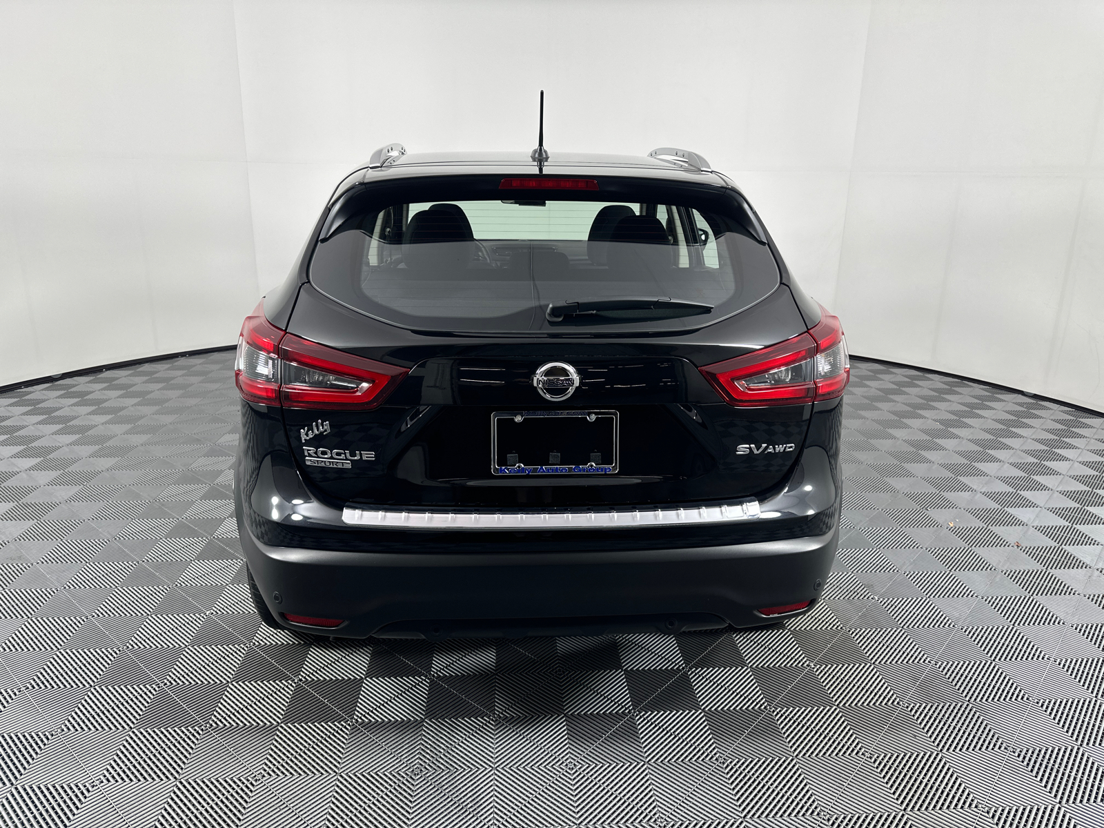 2022 Nissan Rogue Sport SV 6