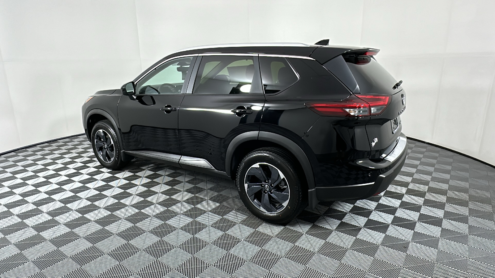 2024 Nissan Rogue SV 5