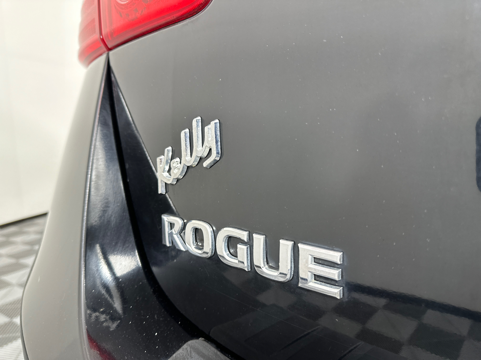 2011 Nissan Rogue S 9