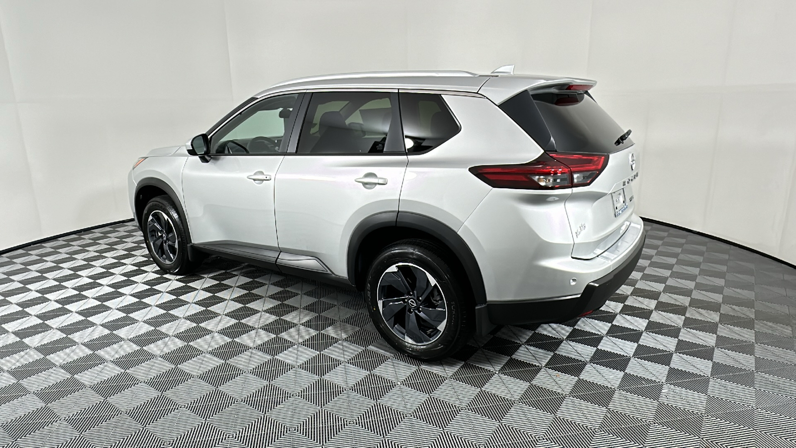 2024 Nissan Rogue SV 5