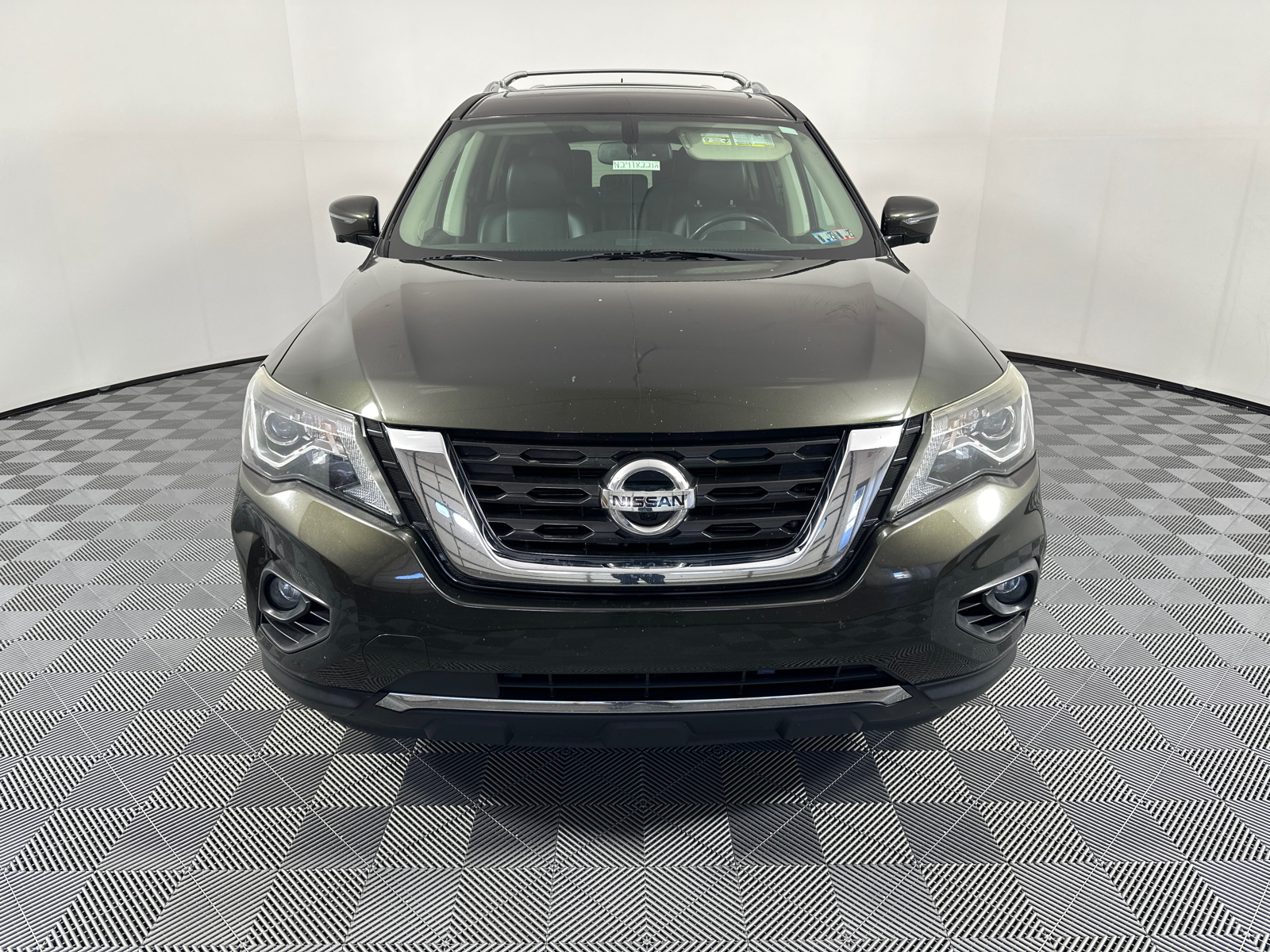 2017 Nissan Pathfinder SL 2