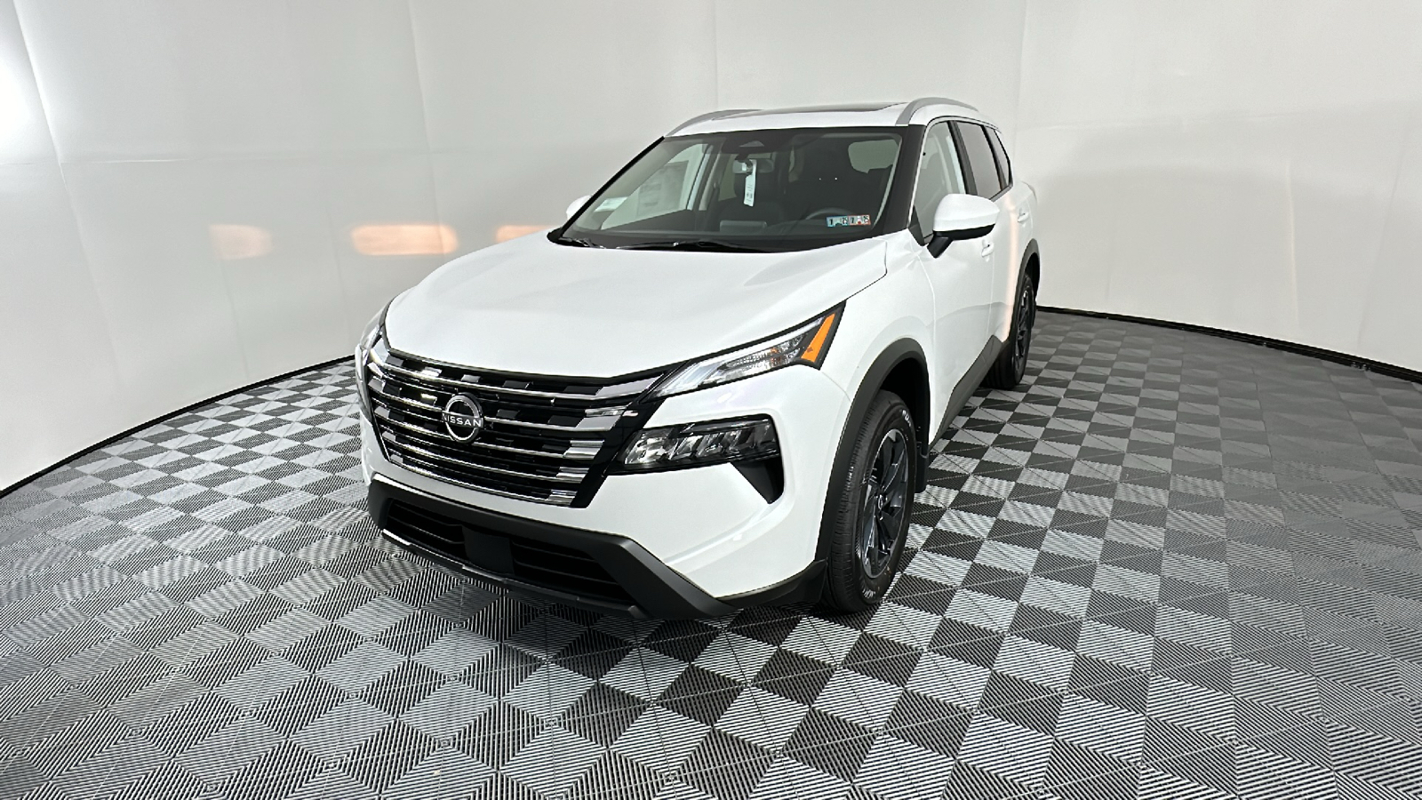 2024 Nissan Rogue SV 3