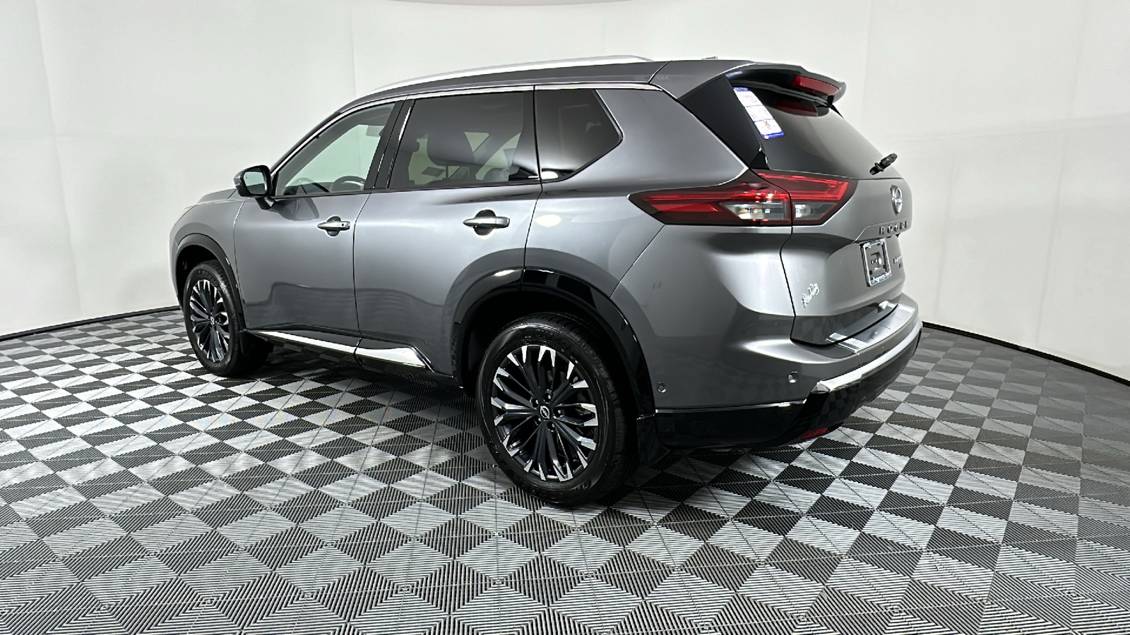 2024 Nissan Rogue Platinum 5