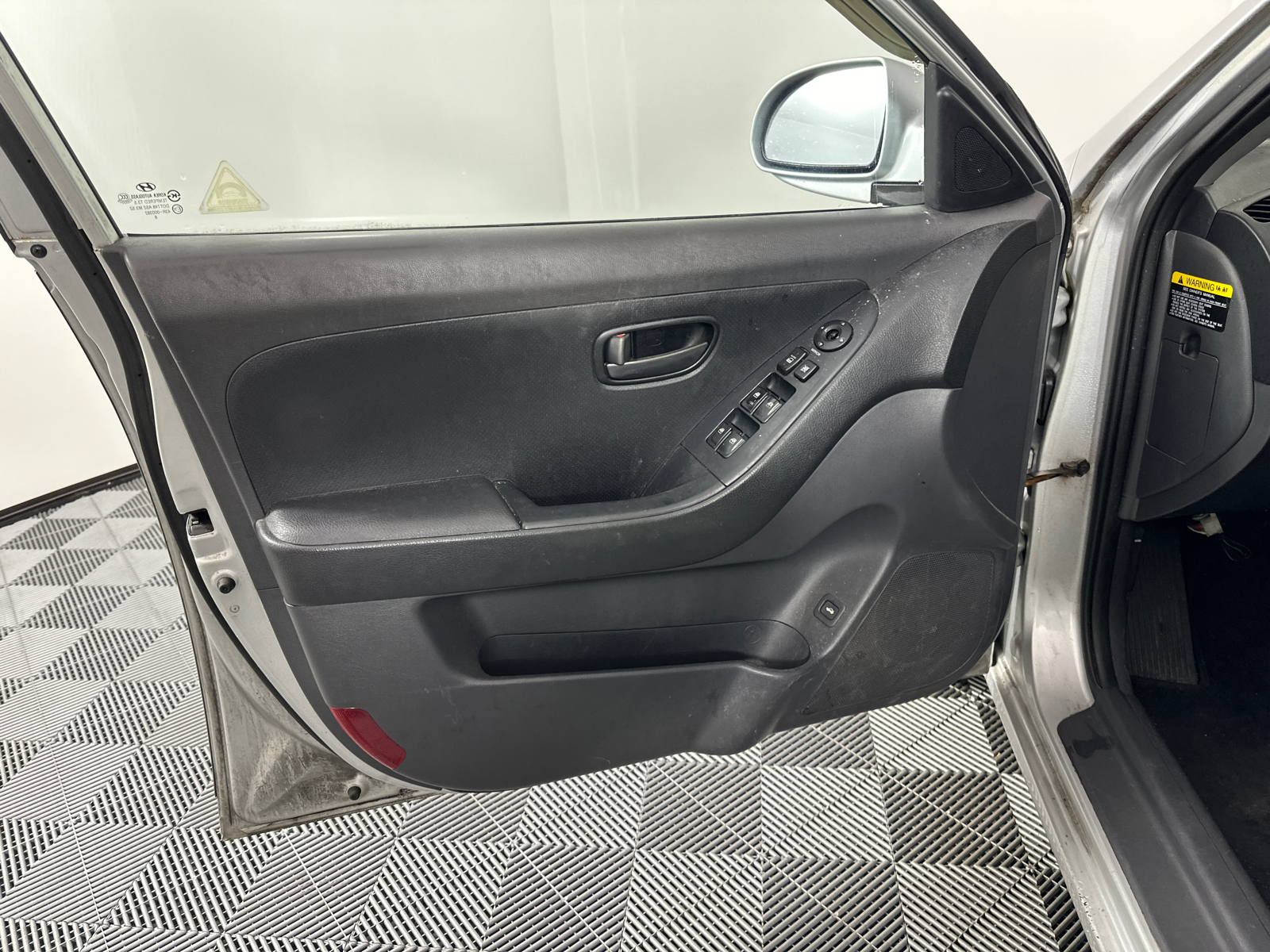 2009 Hyundai Elantra SE 19