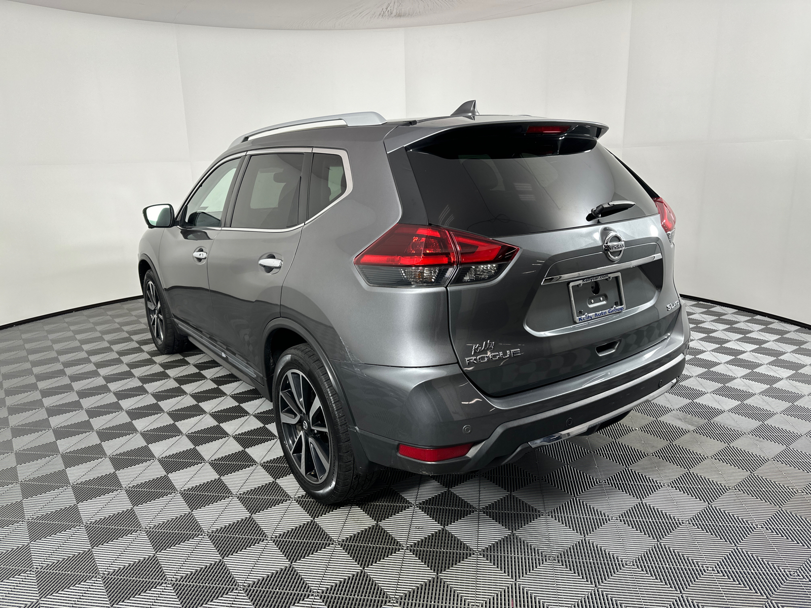 2020 Nissan Rogue SL 5