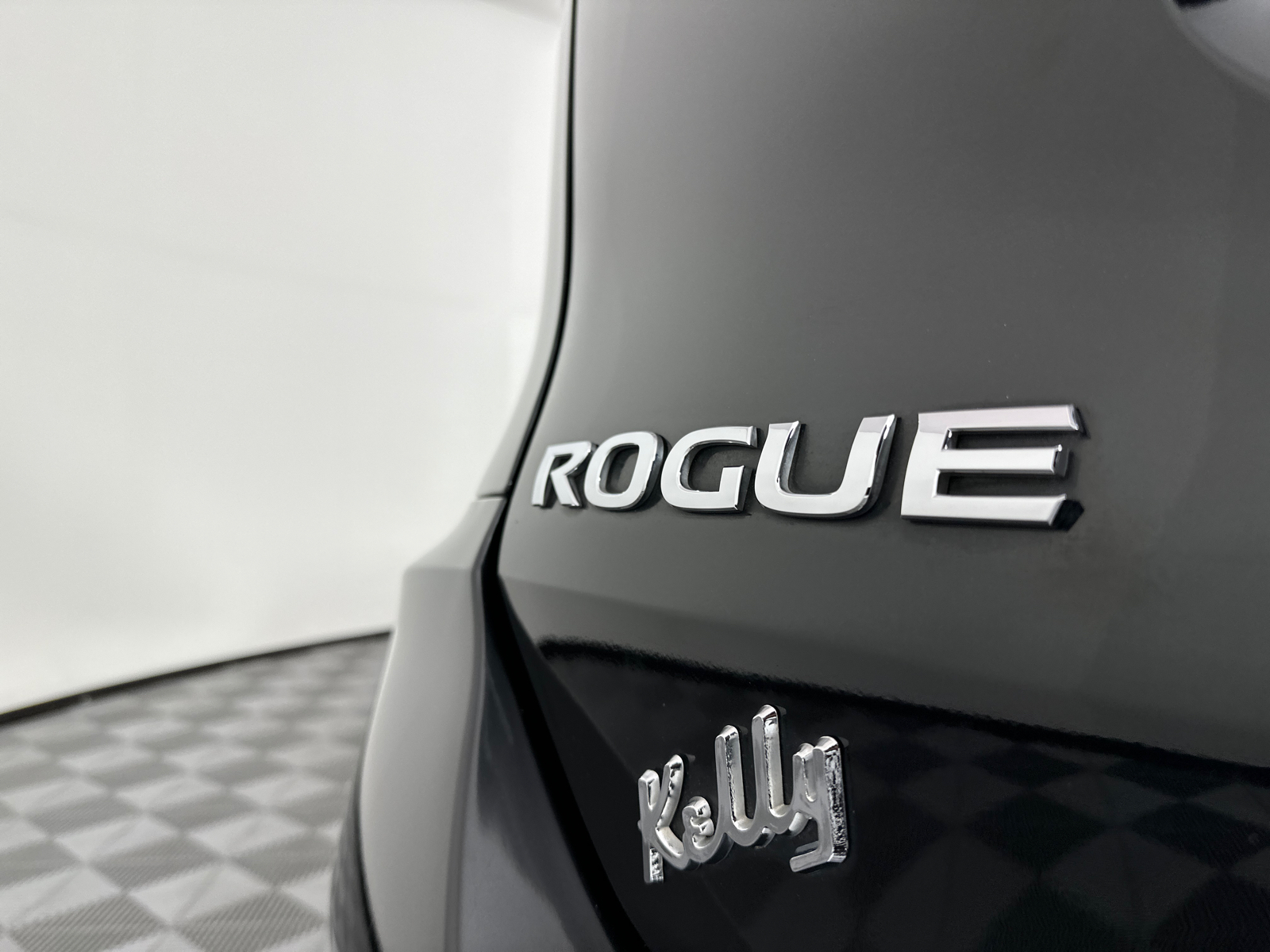 2019 Nissan Rogue SV 9