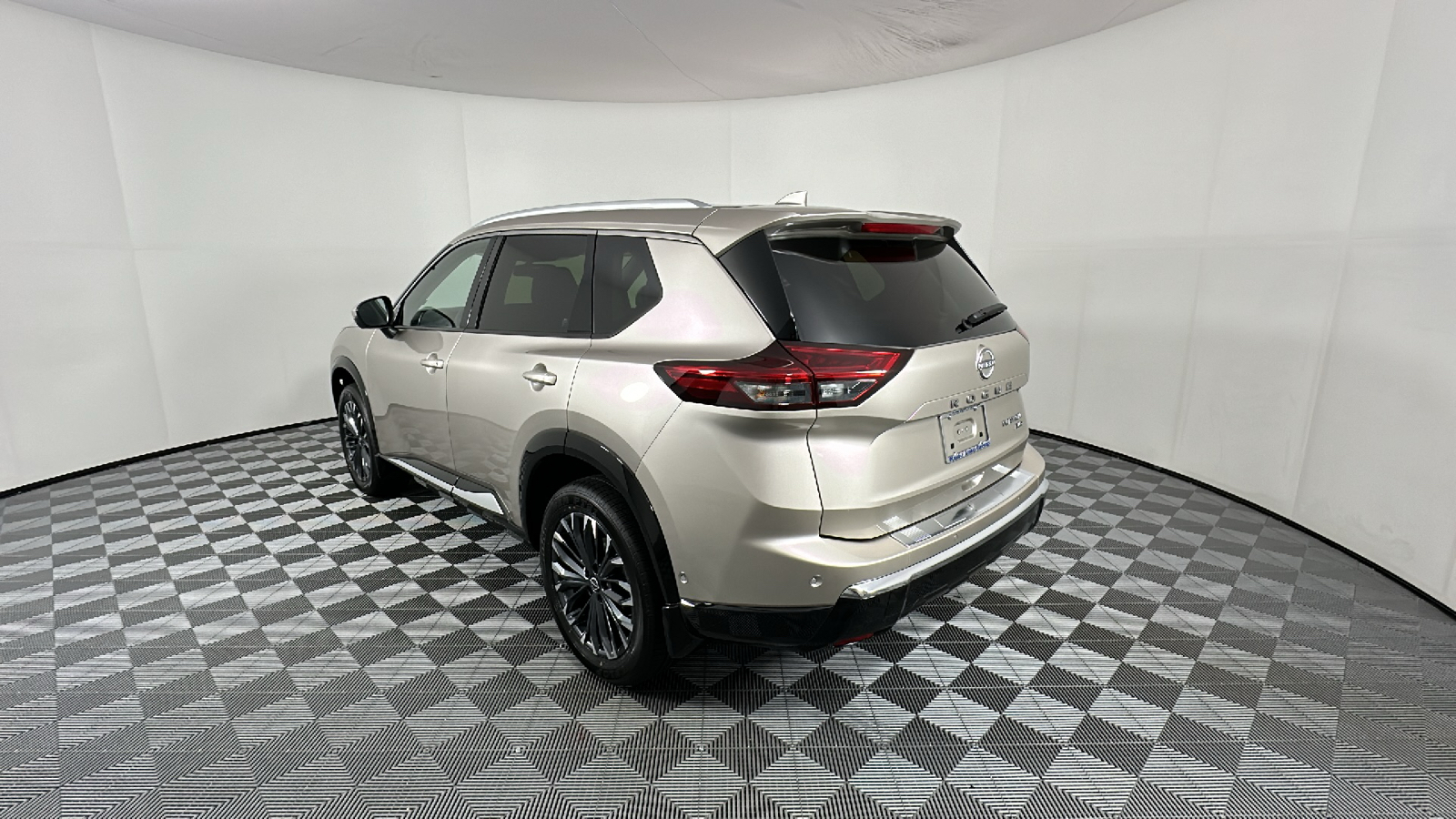 2024 Nissan Rogue Platinum 5