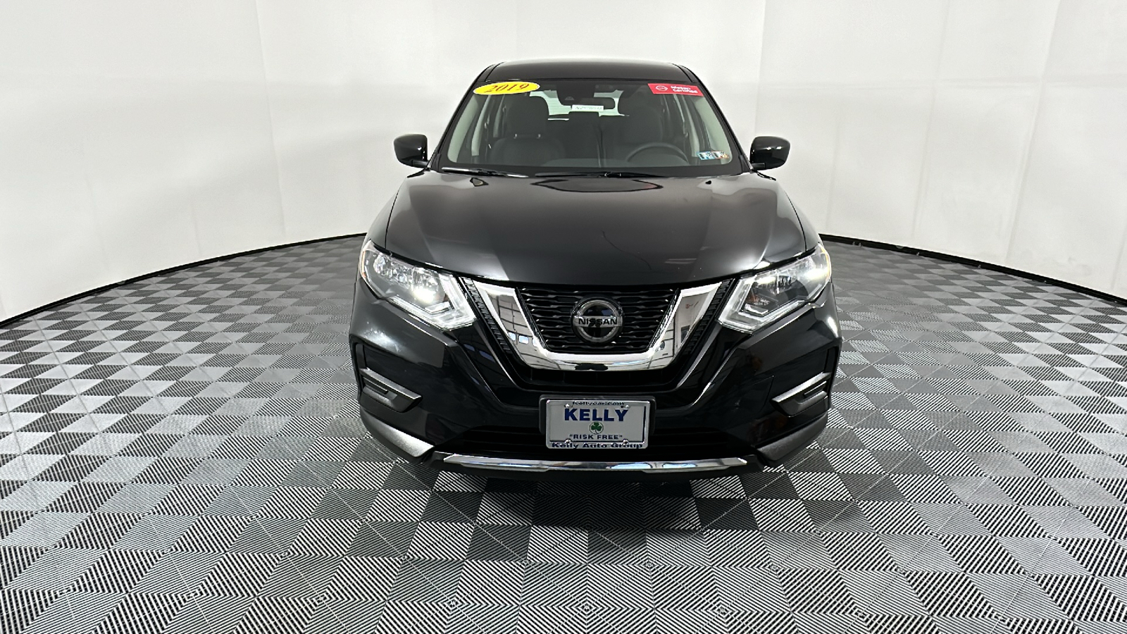 2019 Nissan Rogue S 2