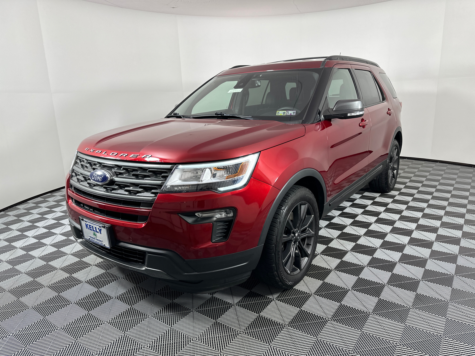 2019 Ford Explorer XLT 3