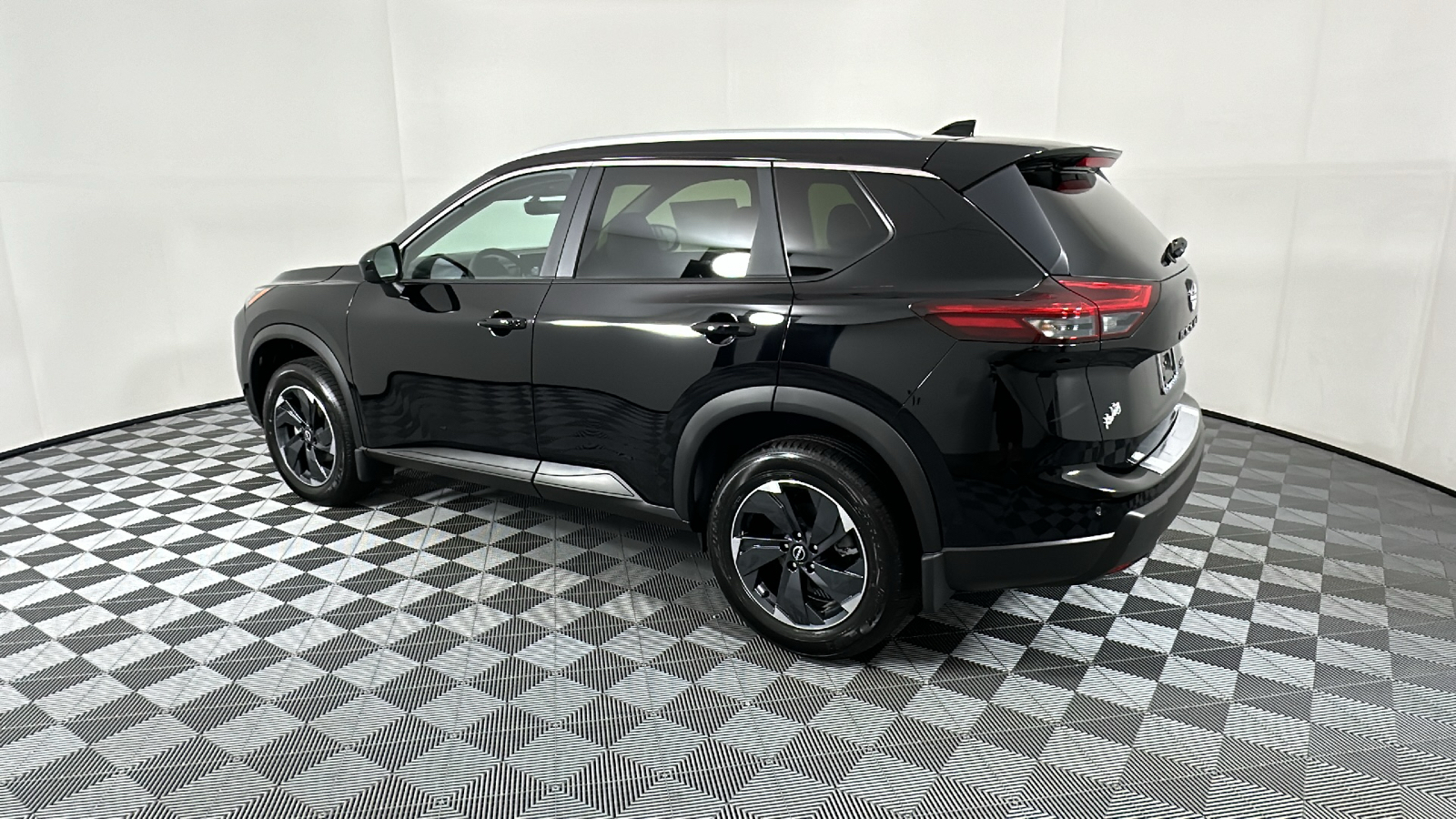 2024 Nissan Rogue SV 5