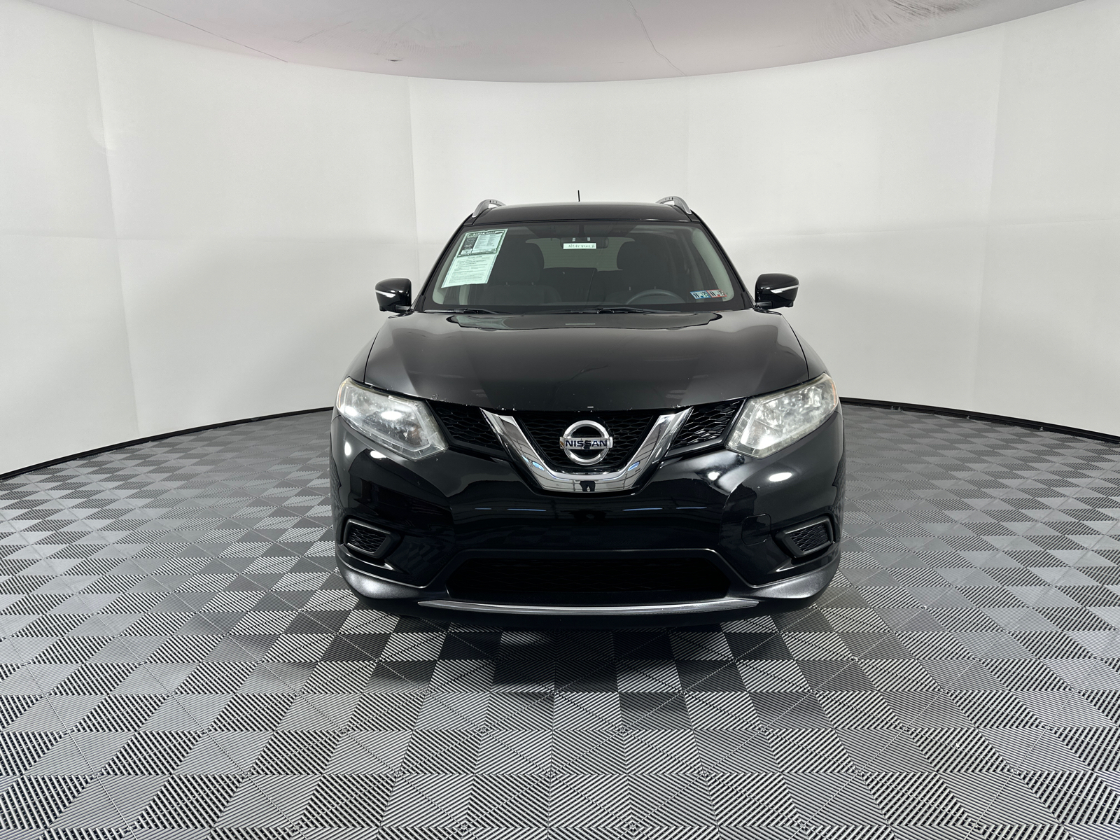 2015 Nissan Rogue SV 2