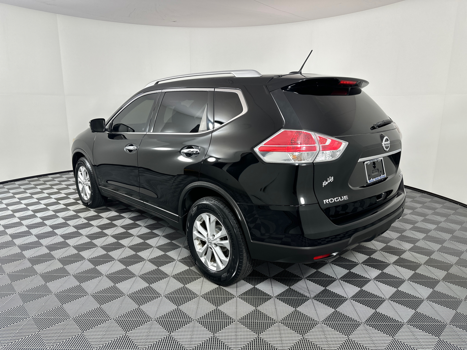 2015 Nissan Rogue SV 5