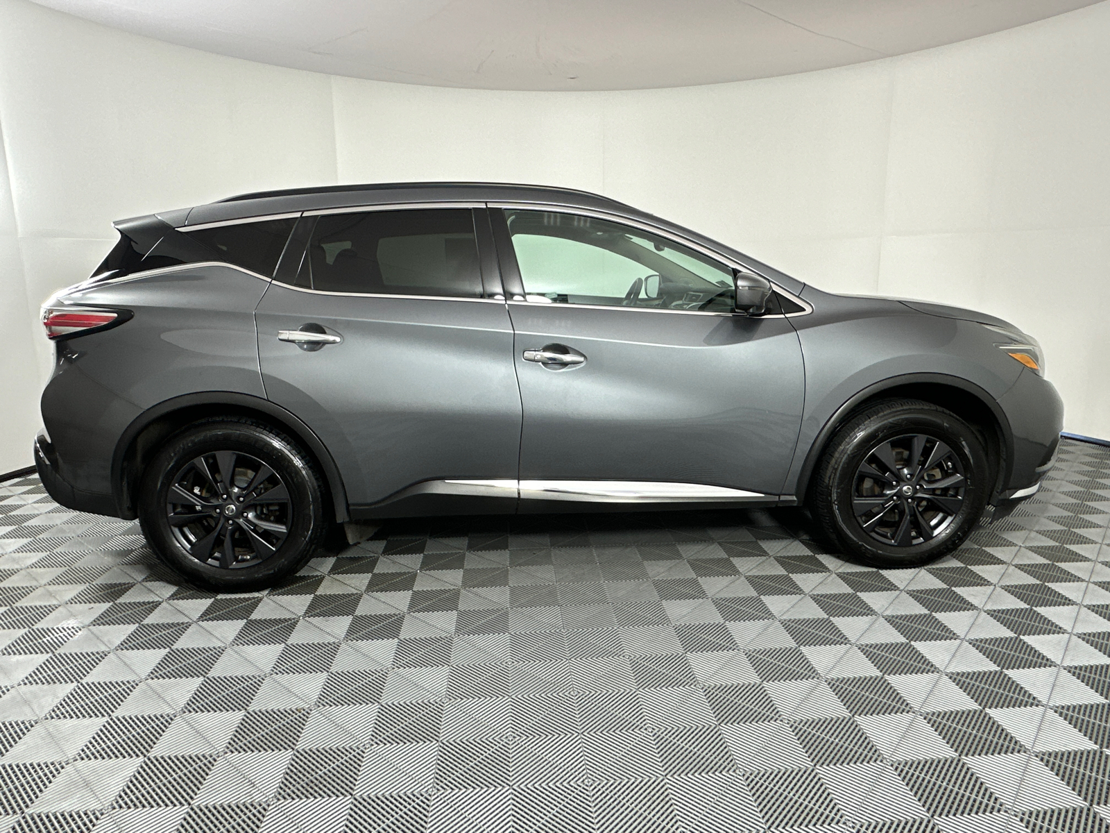 2018 Nissan Murano SV 8