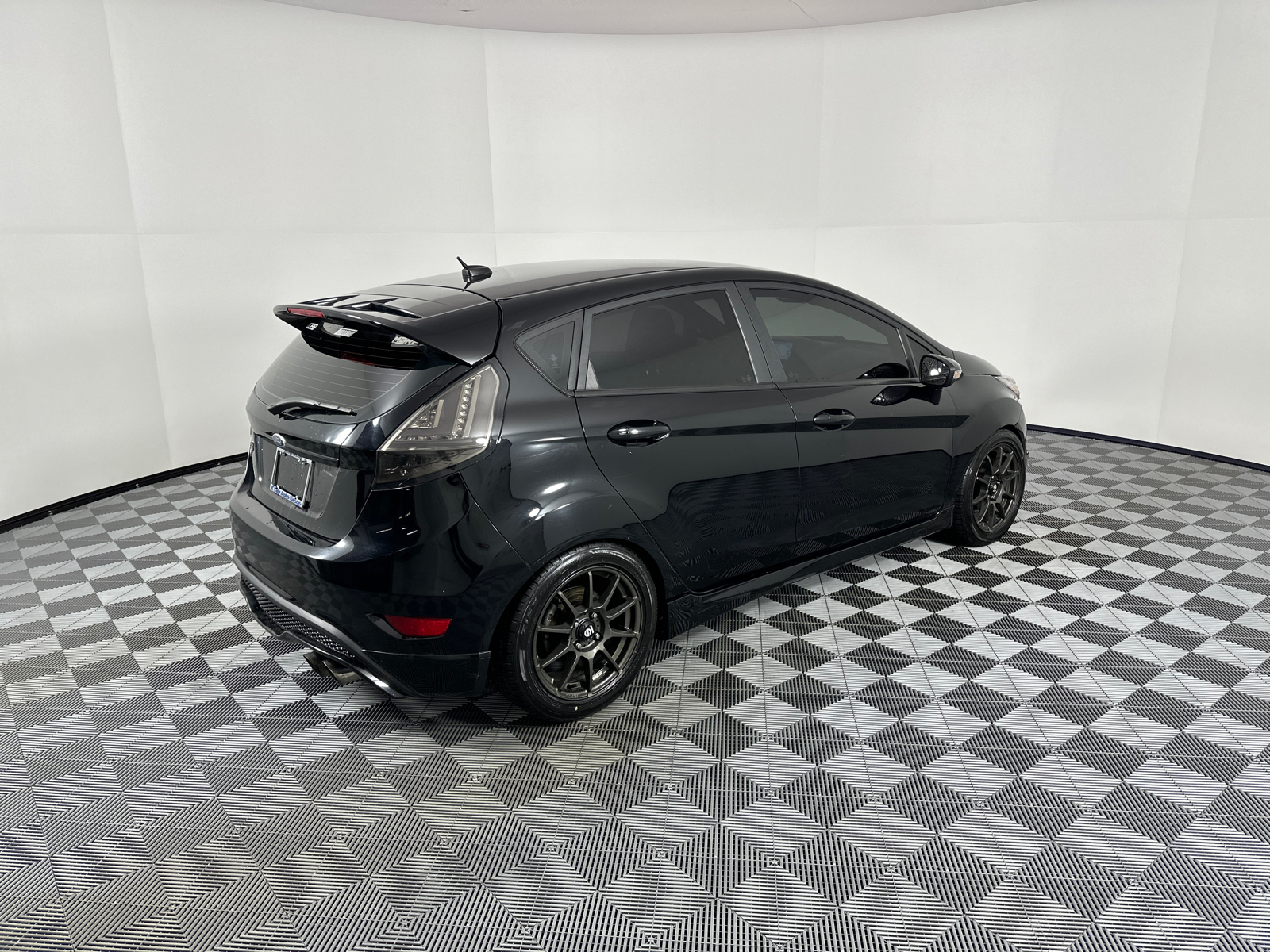 2016 Ford Fiesta ST 7