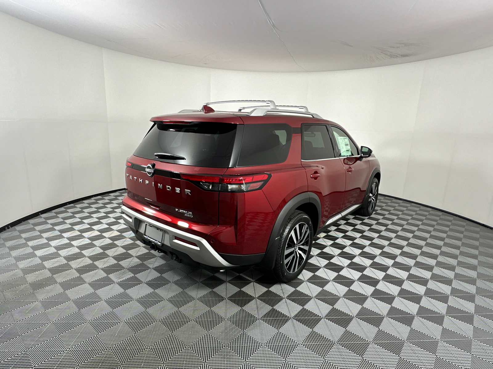 2024 Nissan Pathfinder Platinum 7