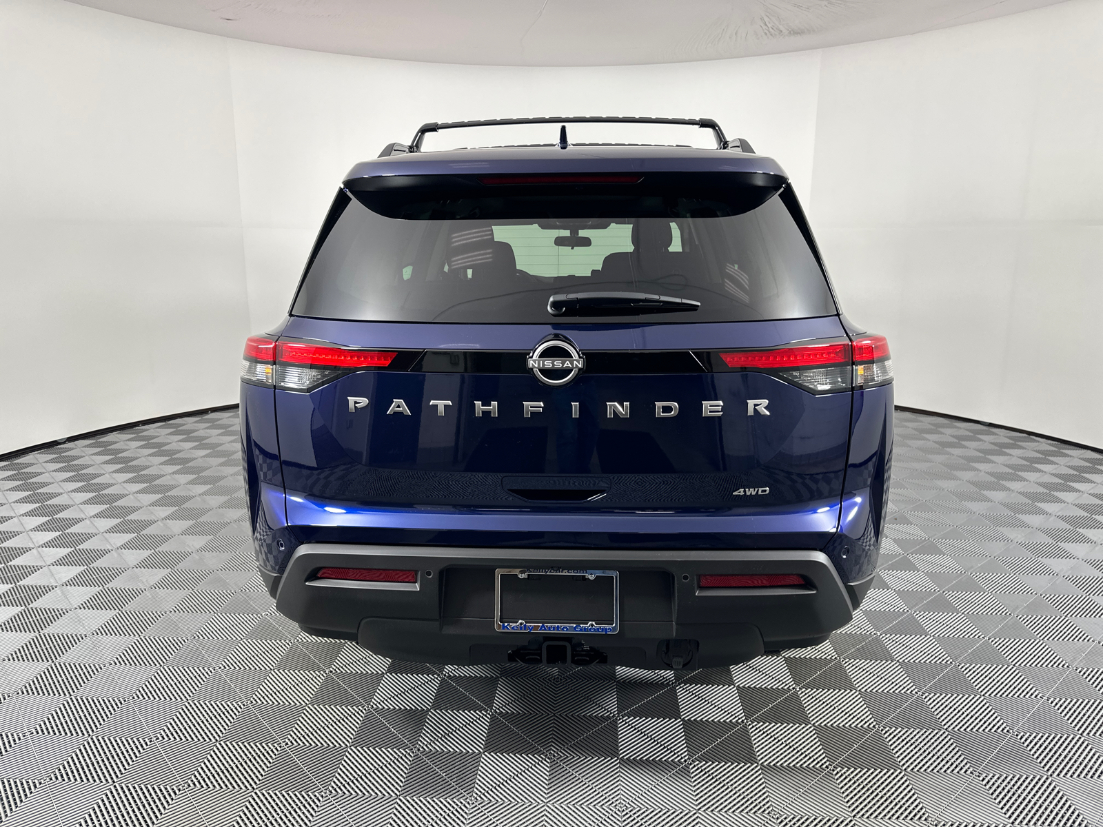 2025 Nissan Pathfinder SV 6