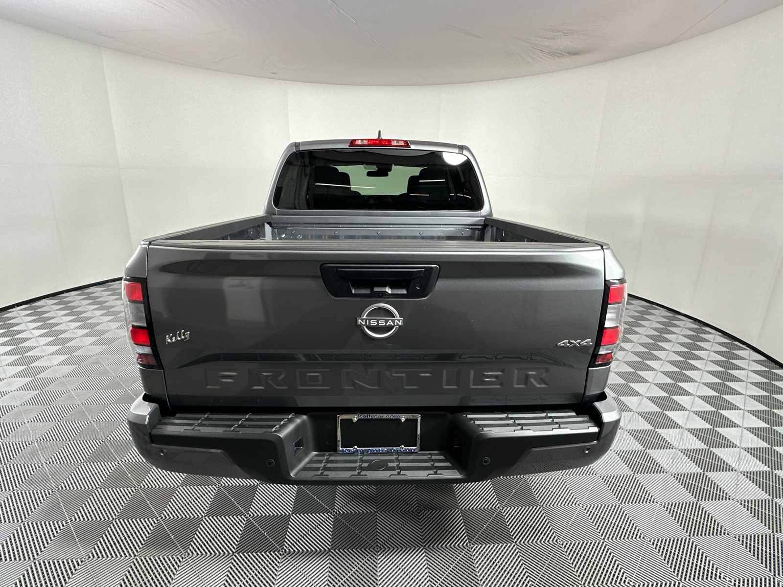 2025 Nissan Frontier SV 6