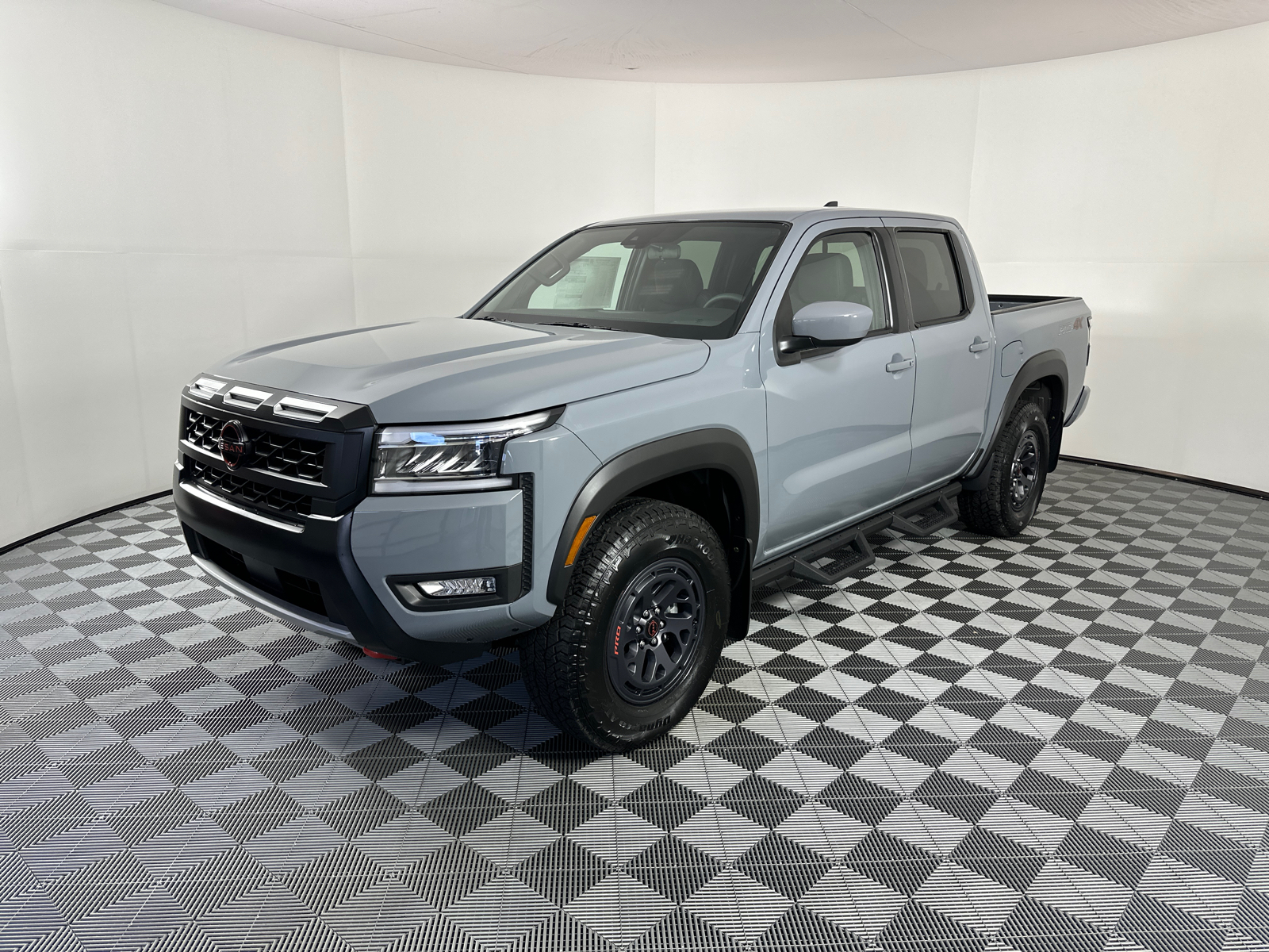 2025 Nissan Frontier PRO-4X 3