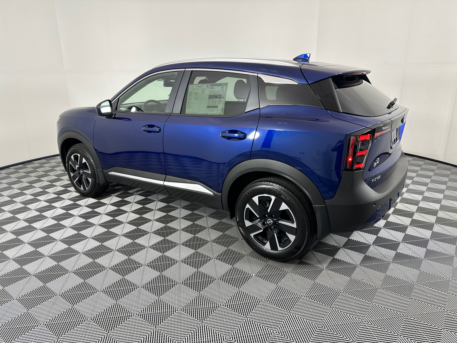 2025 Nissan Kicks SV 5