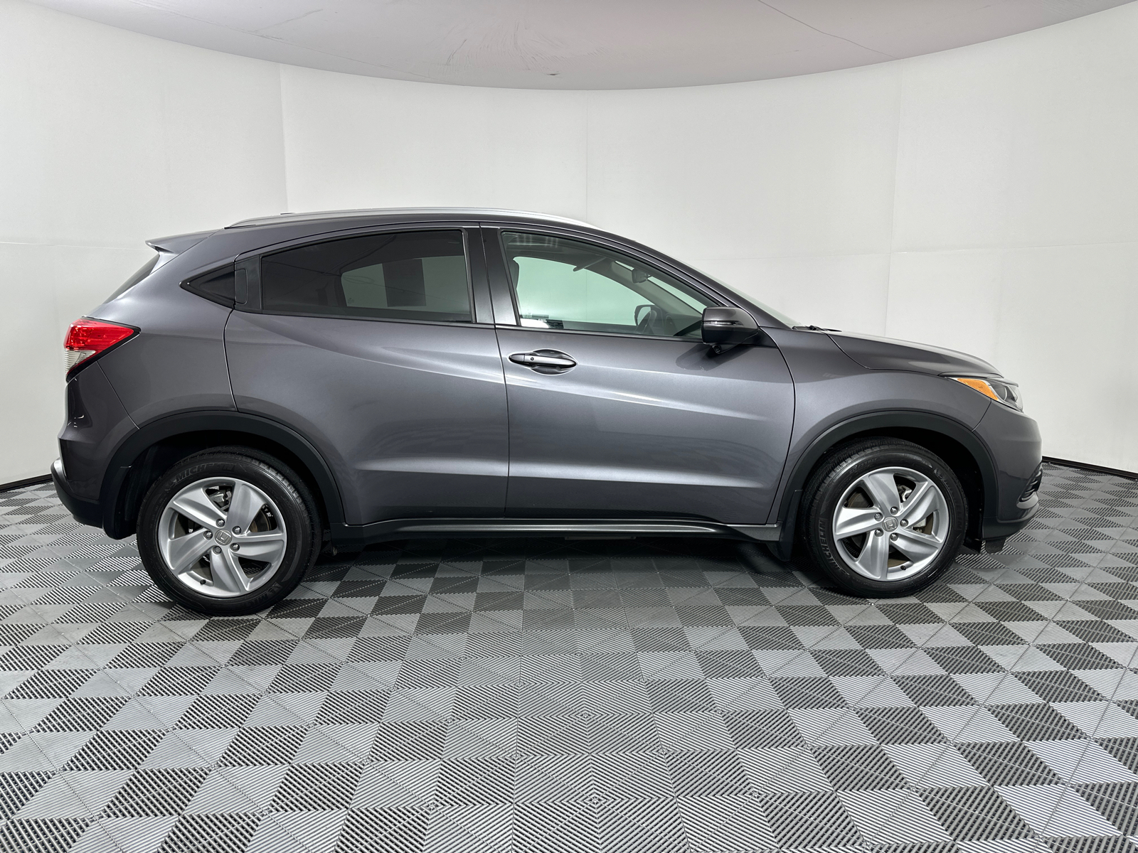 2019 Honda HR-V EX-L 8