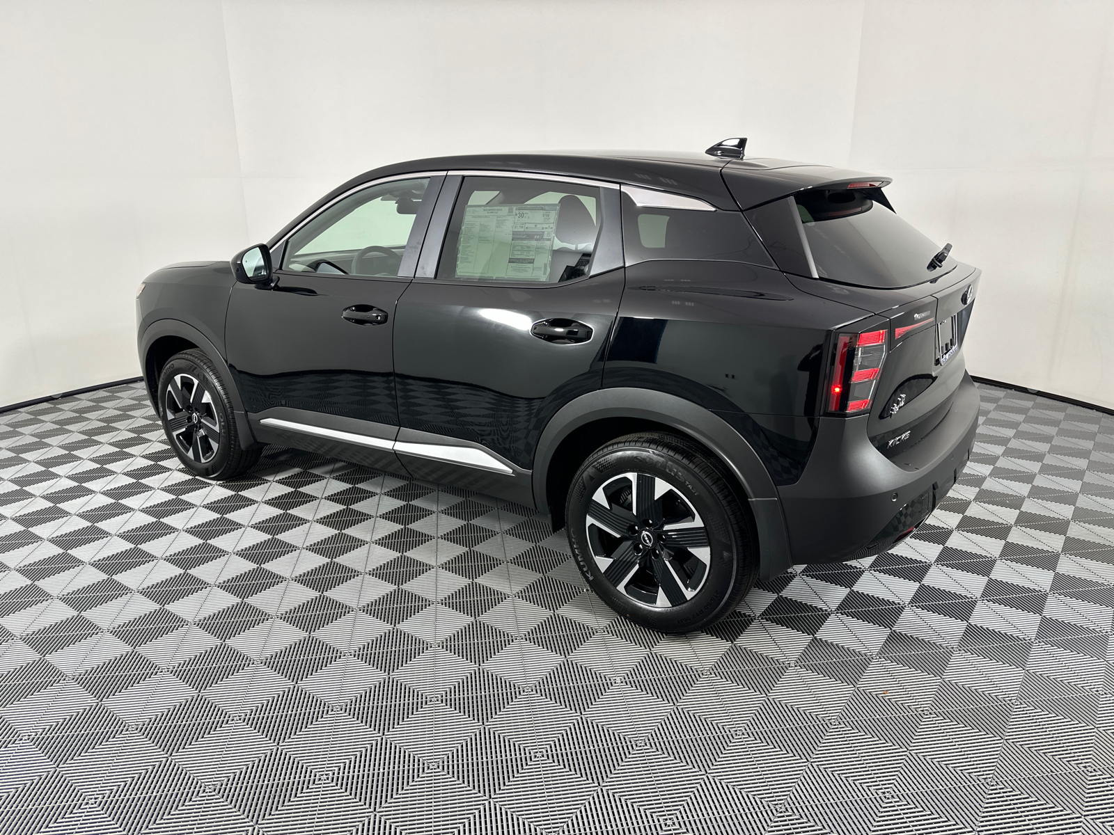 2025 Nissan Kicks SV 5