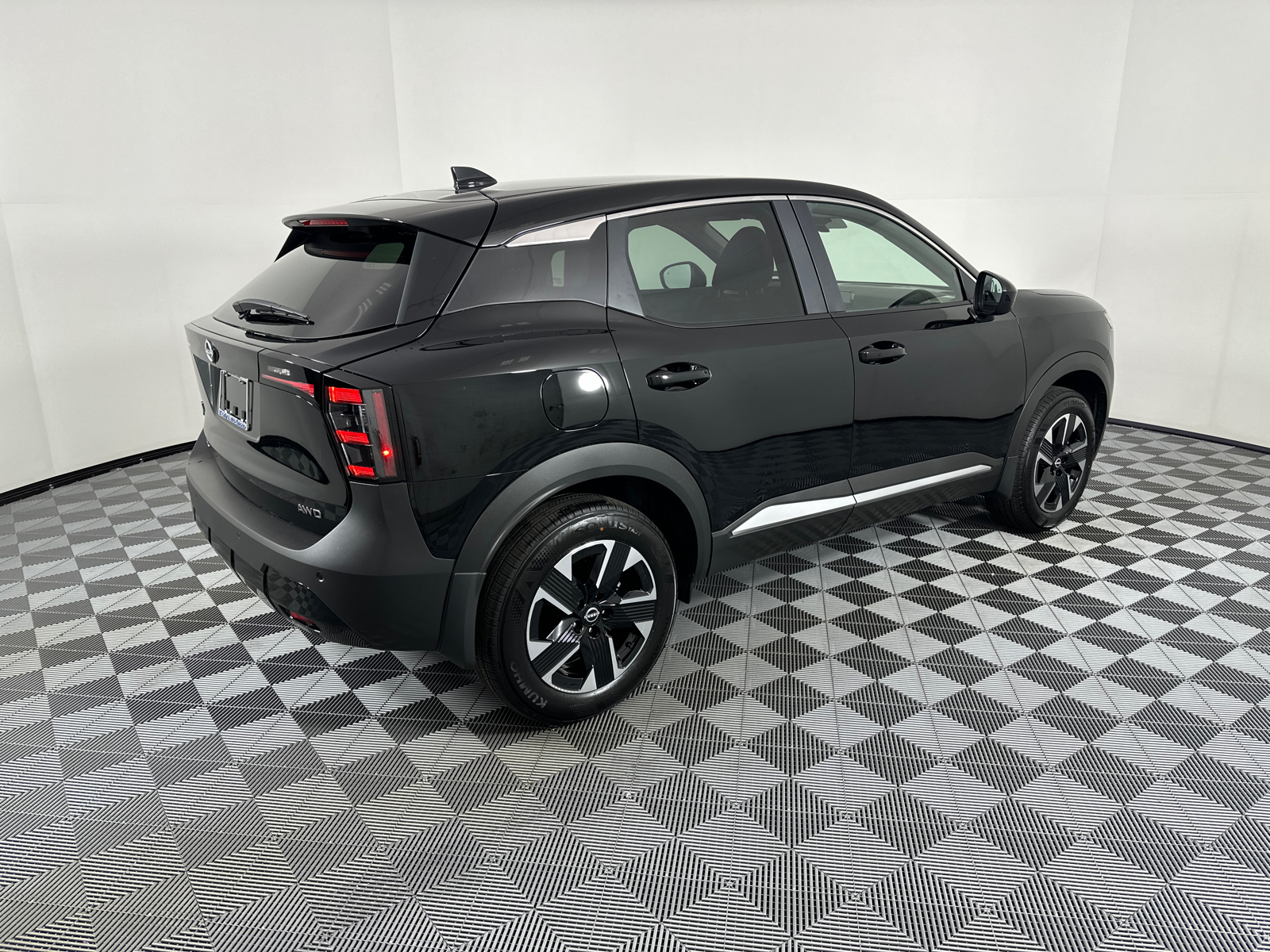 2025 Nissan Kicks SV 7