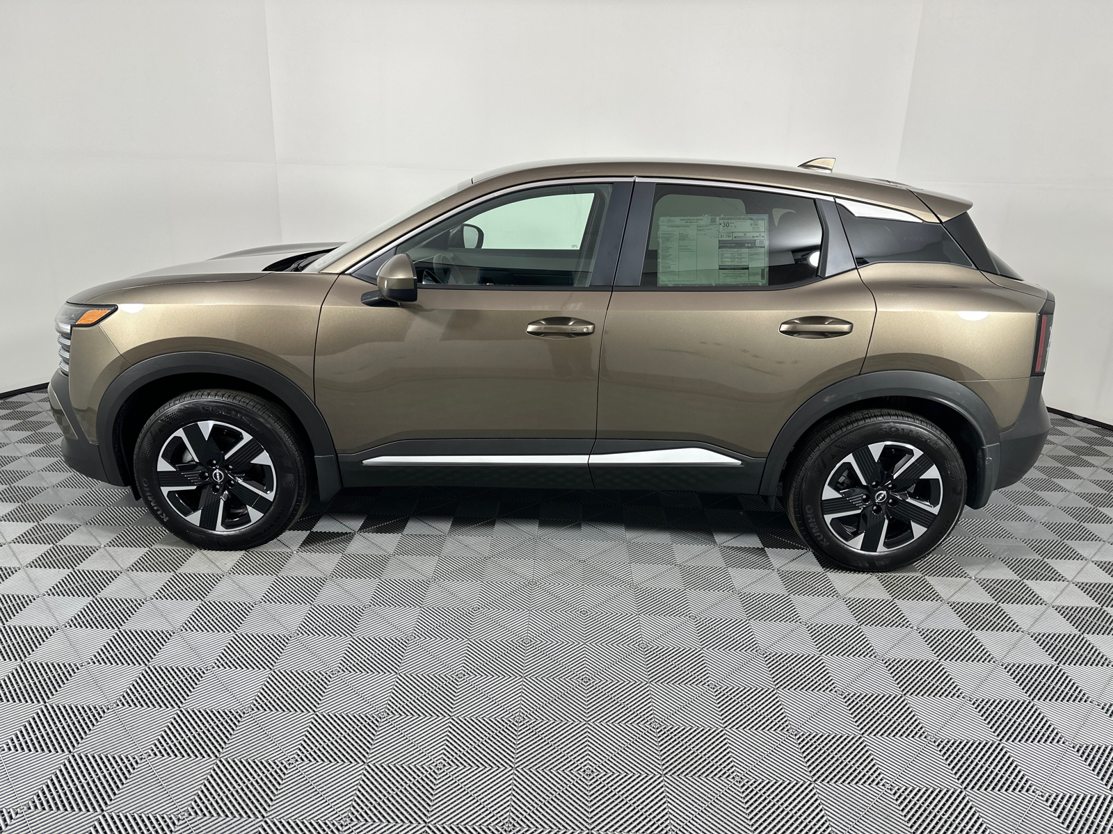 2025 Nissan Kicks SV 4