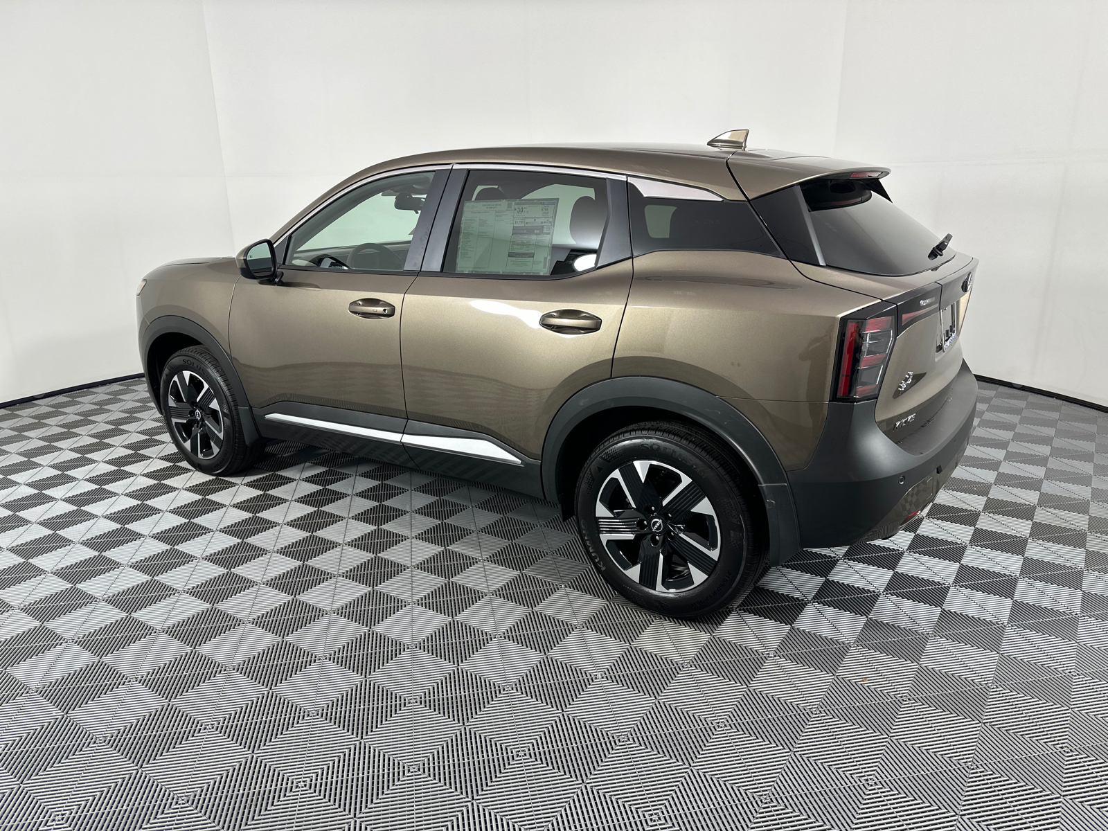 2025 Nissan Kicks SV 5