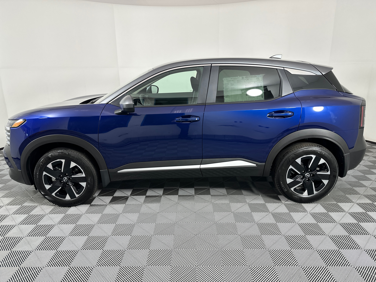 2025 Nissan Kicks SV 4