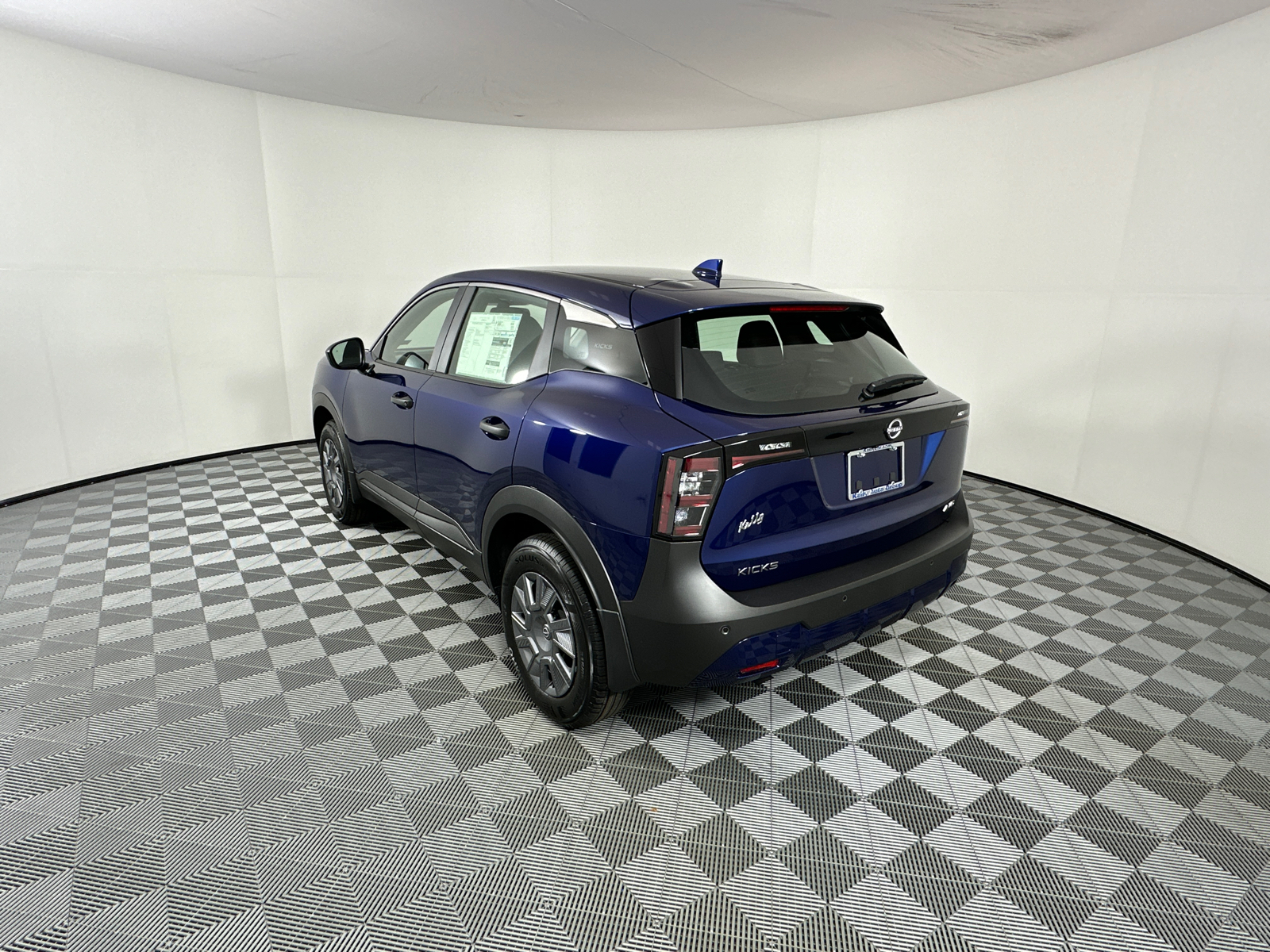 2025 Nissan Kicks S 5