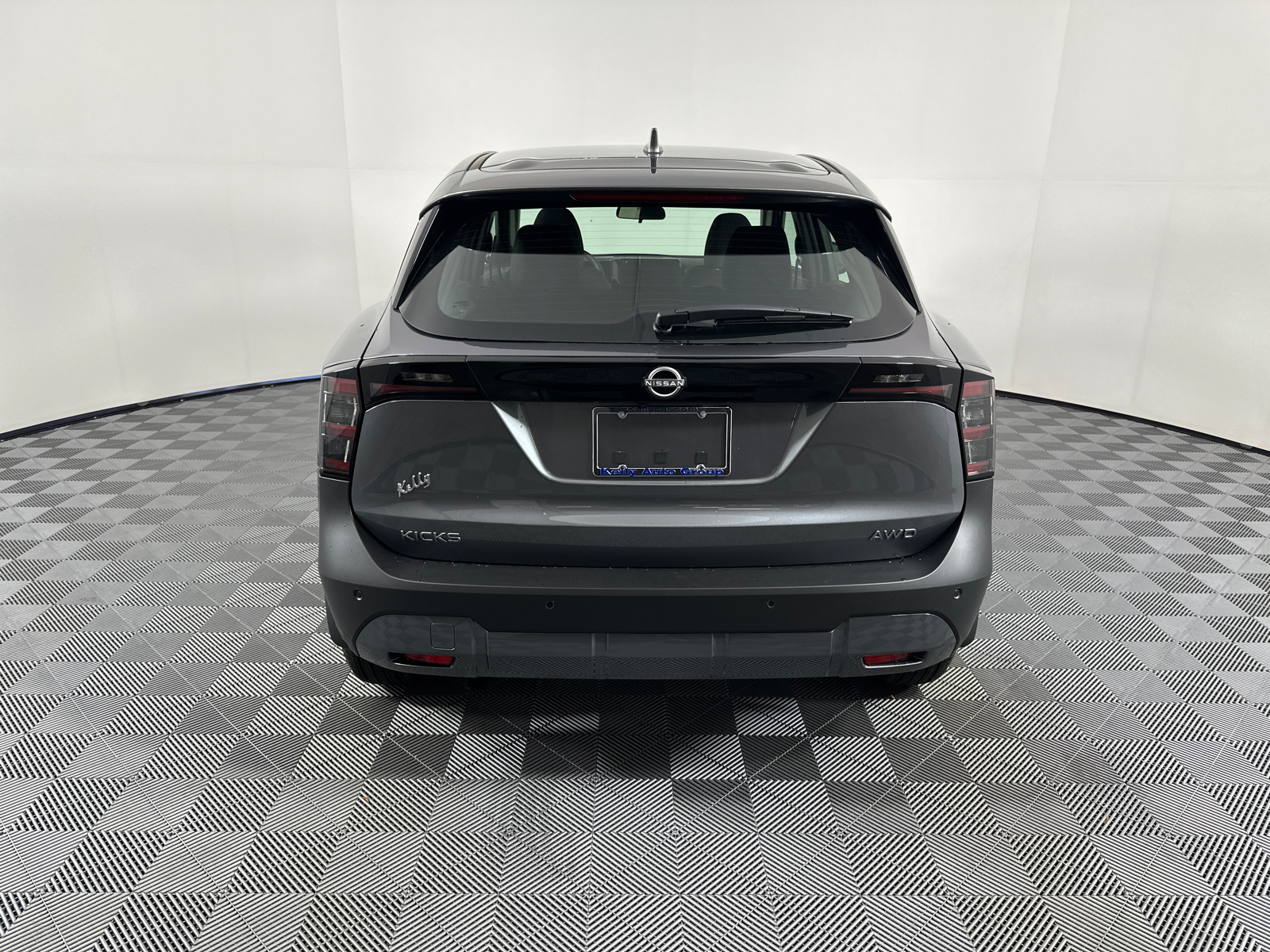 2025 Nissan Kicks S 6