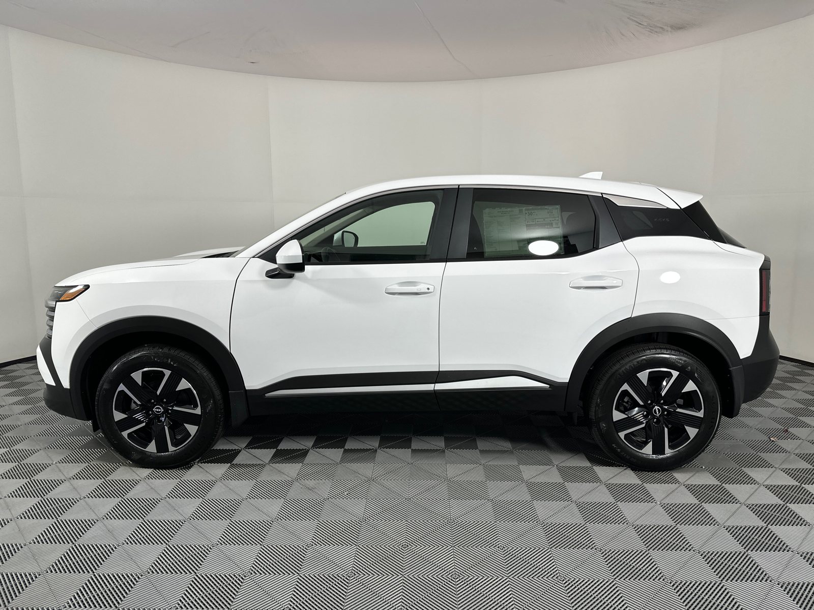 2025 Nissan Kicks SV 4