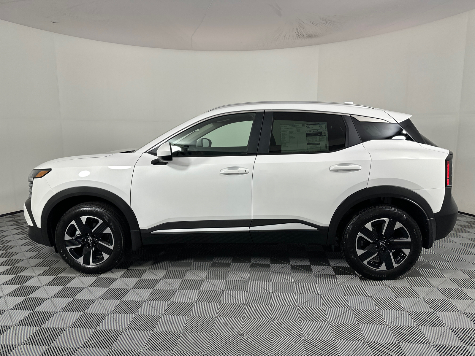 2025 Nissan Kicks SV 4