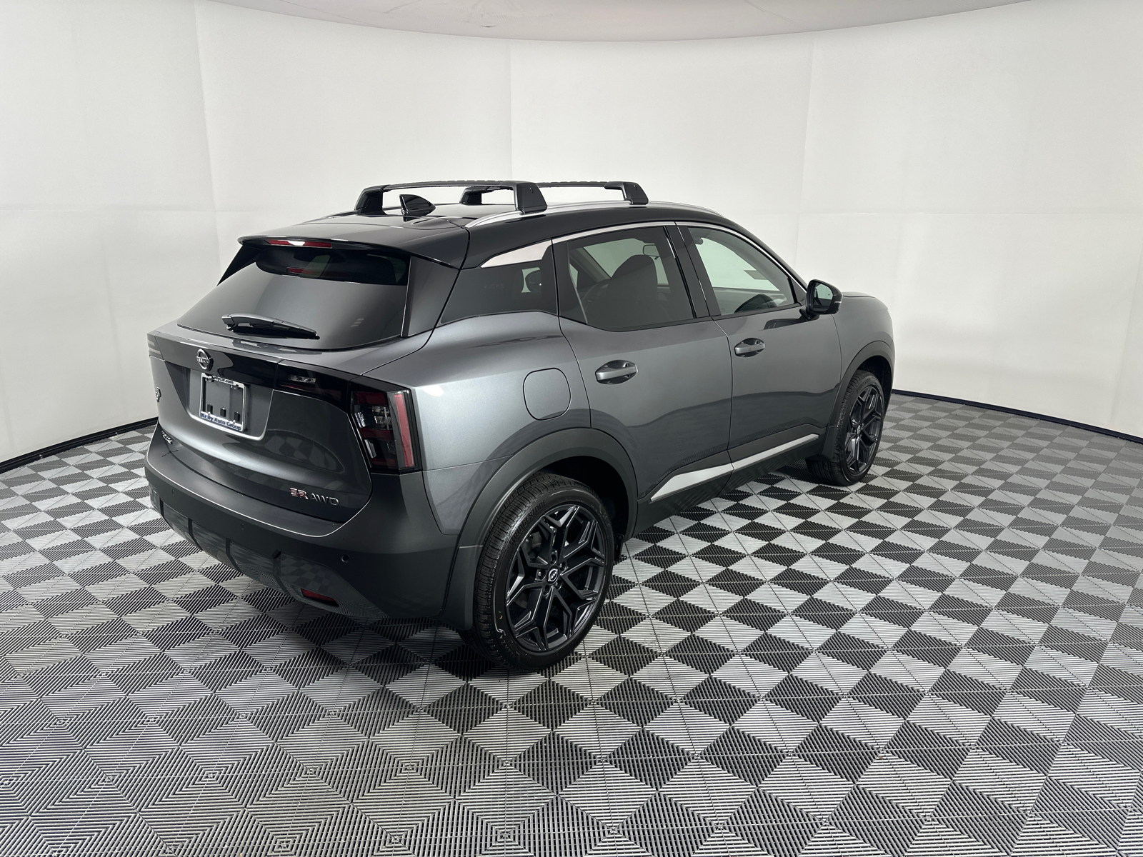 2025 Nissan Kicks SR 7