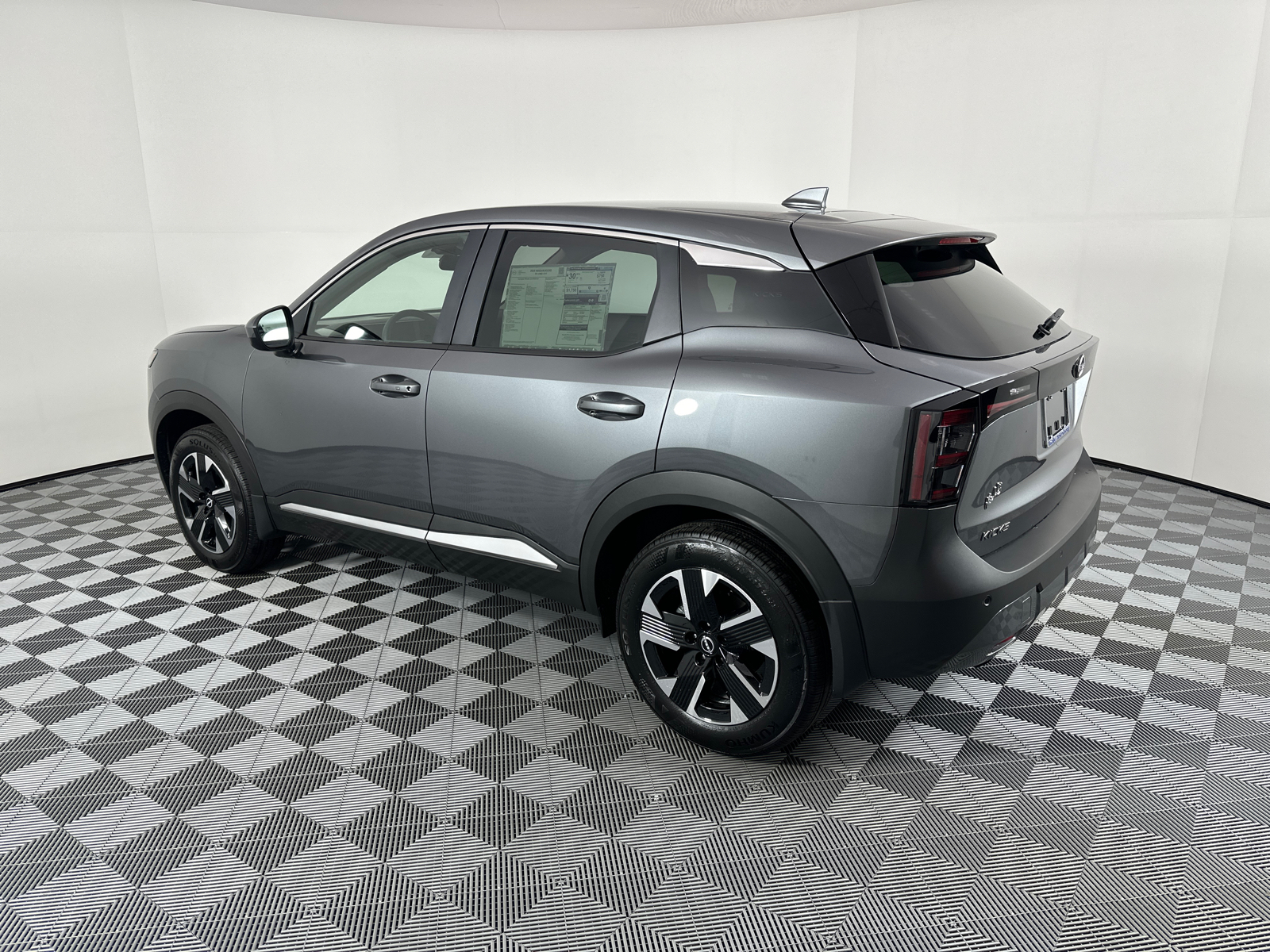 2025 Nissan Kicks SV 5