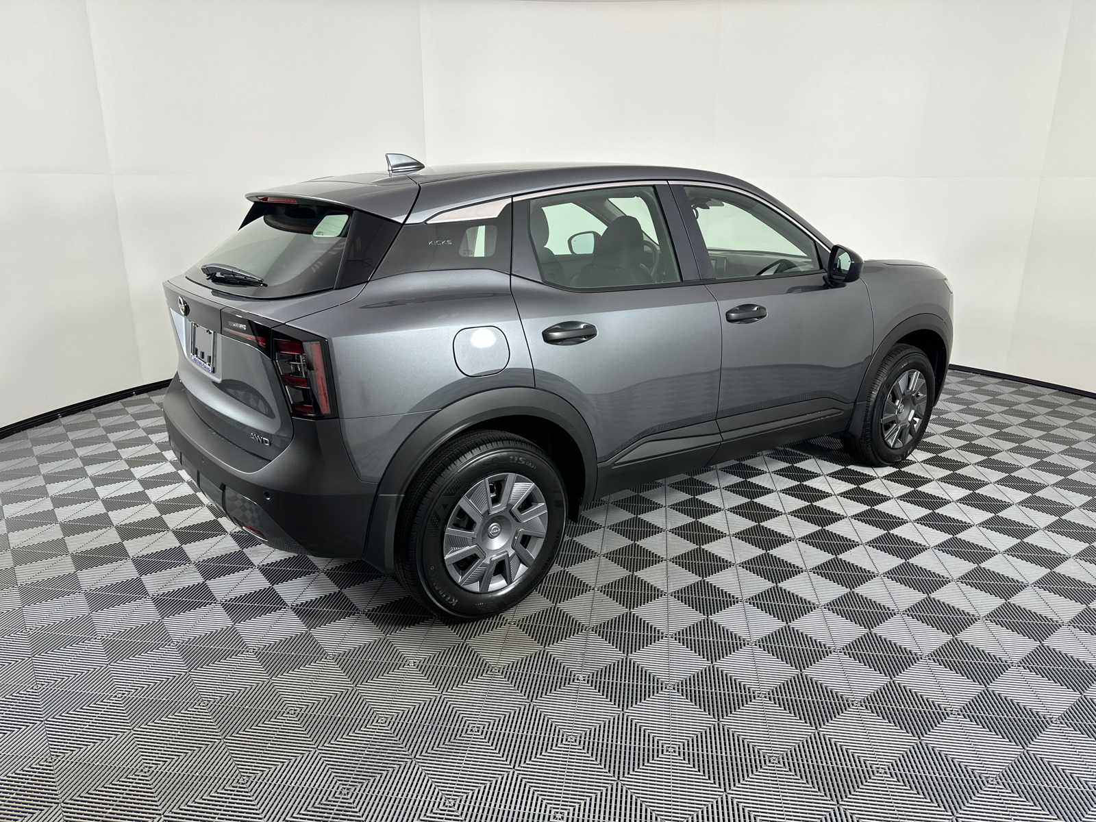 2025 Nissan Kicks S 7