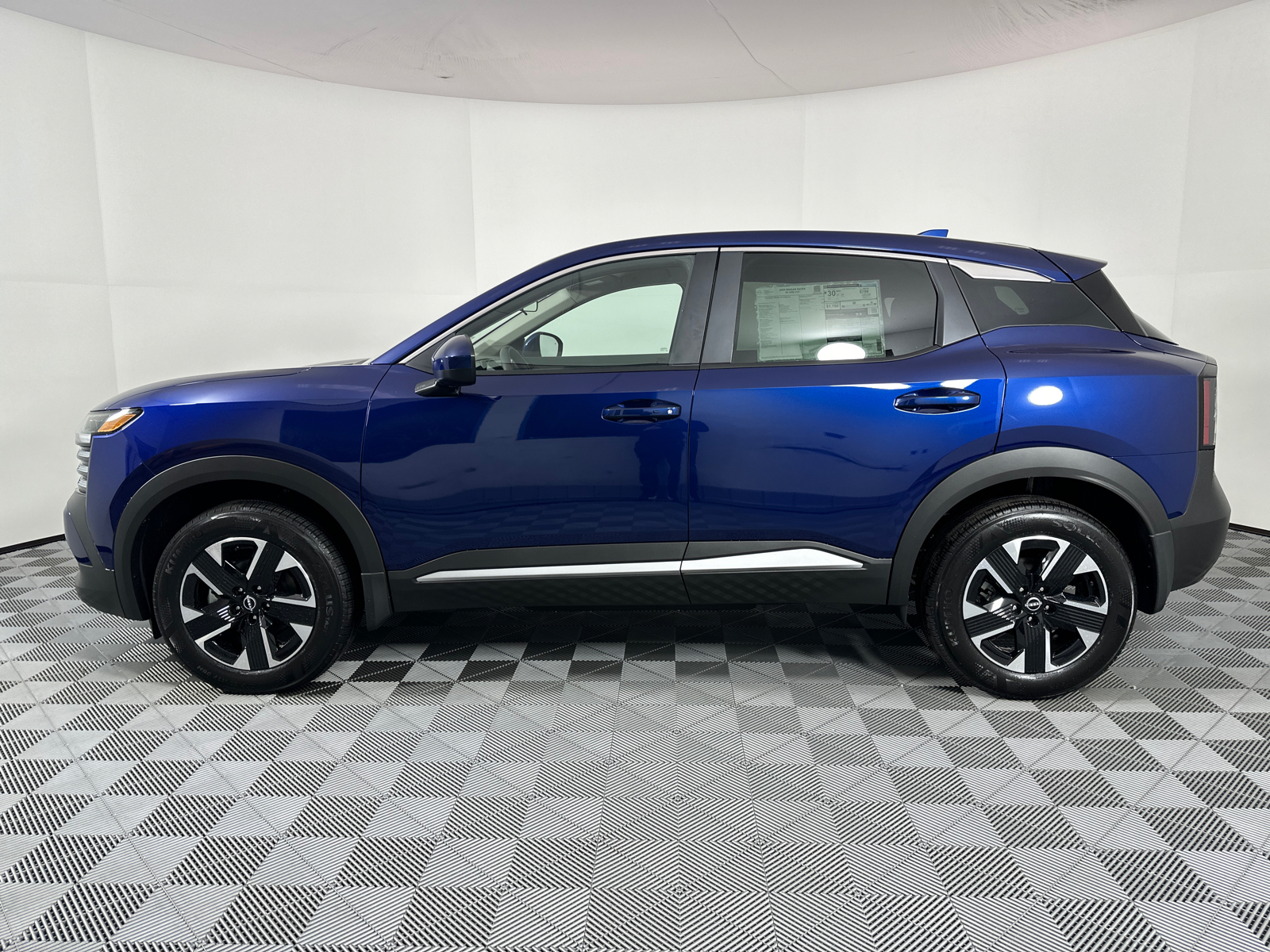 2025 Nissan Kicks SV 4