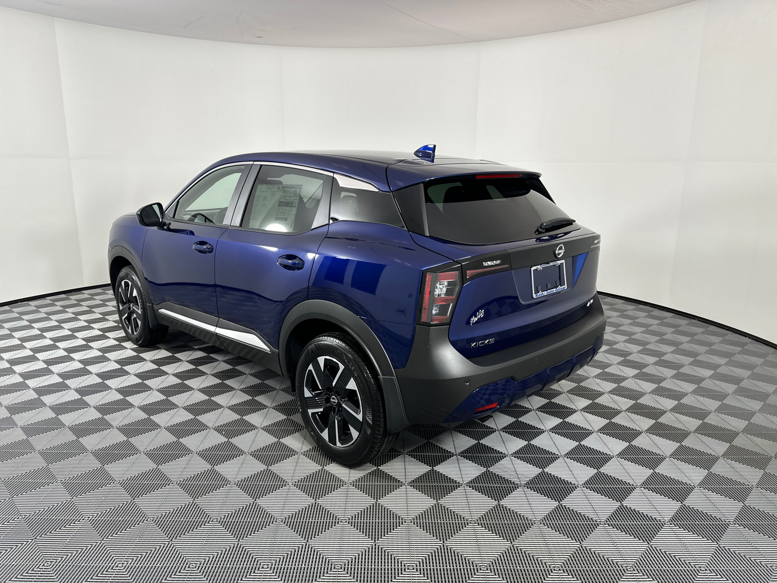 2025 Nissan Kicks SV 5