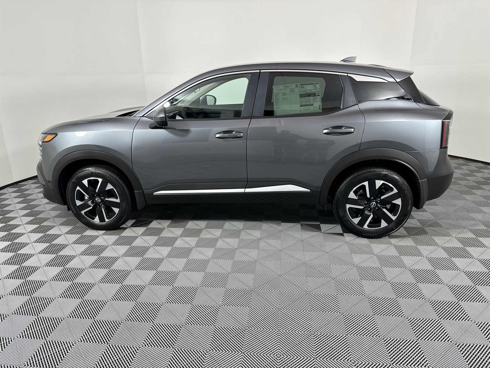 2025 Nissan Kicks SV 4