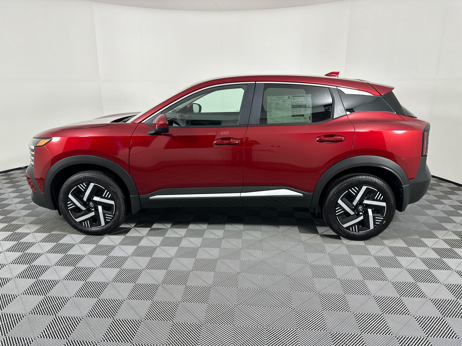 2025 Nissan Kicks SV 4