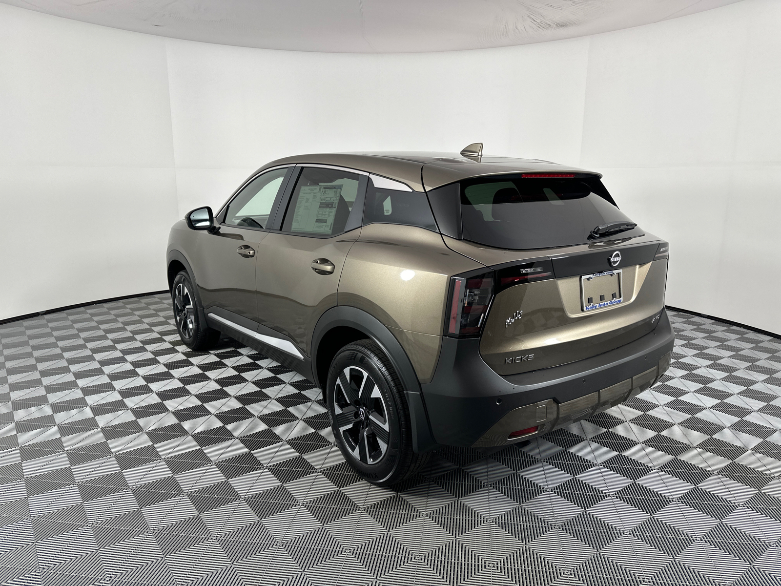 2025 Nissan Kicks SV 5