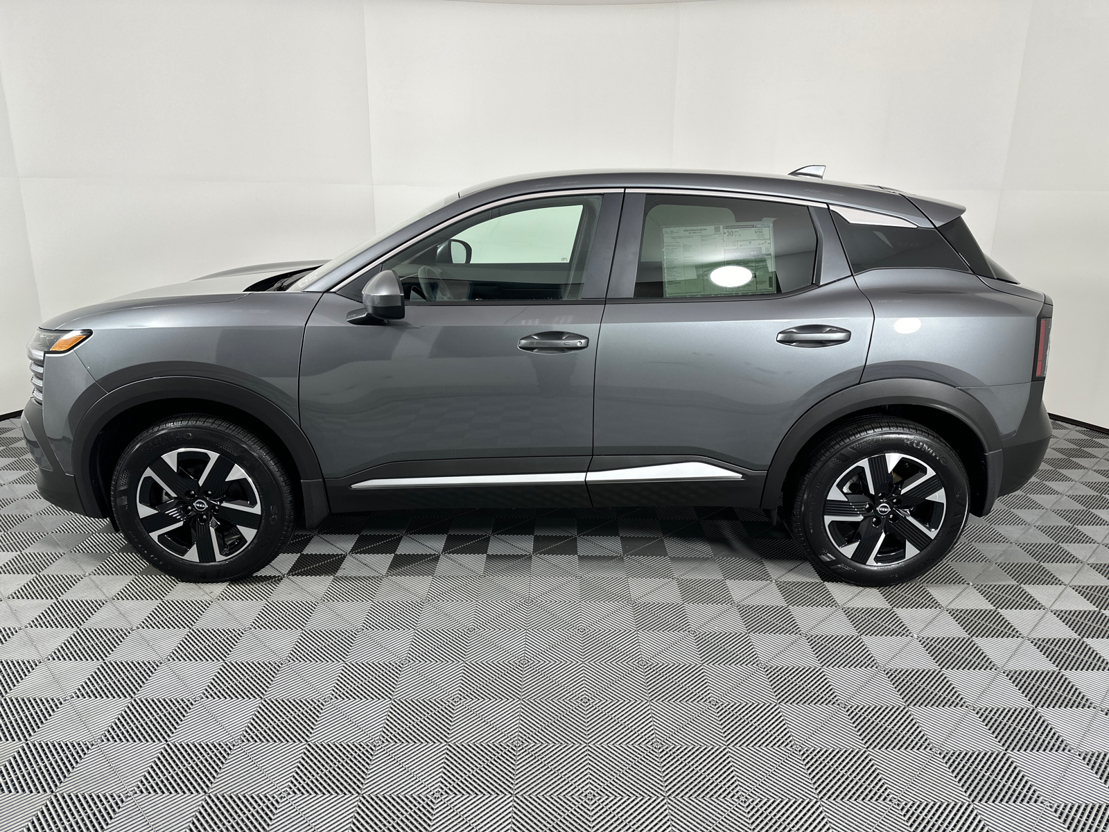 2025 Nissan Kicks SV 4